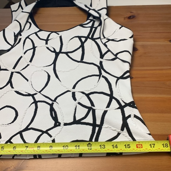 Joseph Ribkoff polyester/spandex top w interesting straps, shelf bra, stretch - Picture 6 of 14